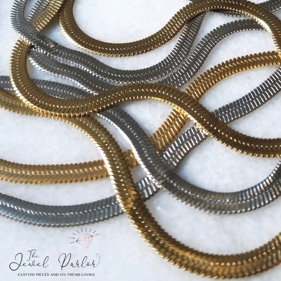 5MM HERRINGBONE CHAIN - Picture 3 of 5
